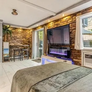 https://brooklyn-spring-getaway-with-outdoor-space.us-newyorkcity.com